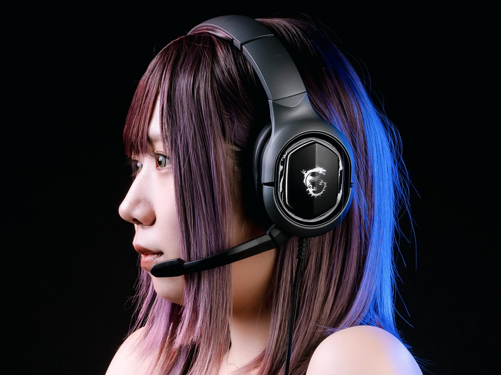 MSI_headset_31_1024x768
