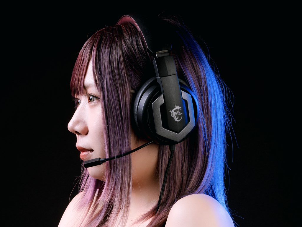 MSI_headset_04_1024x768