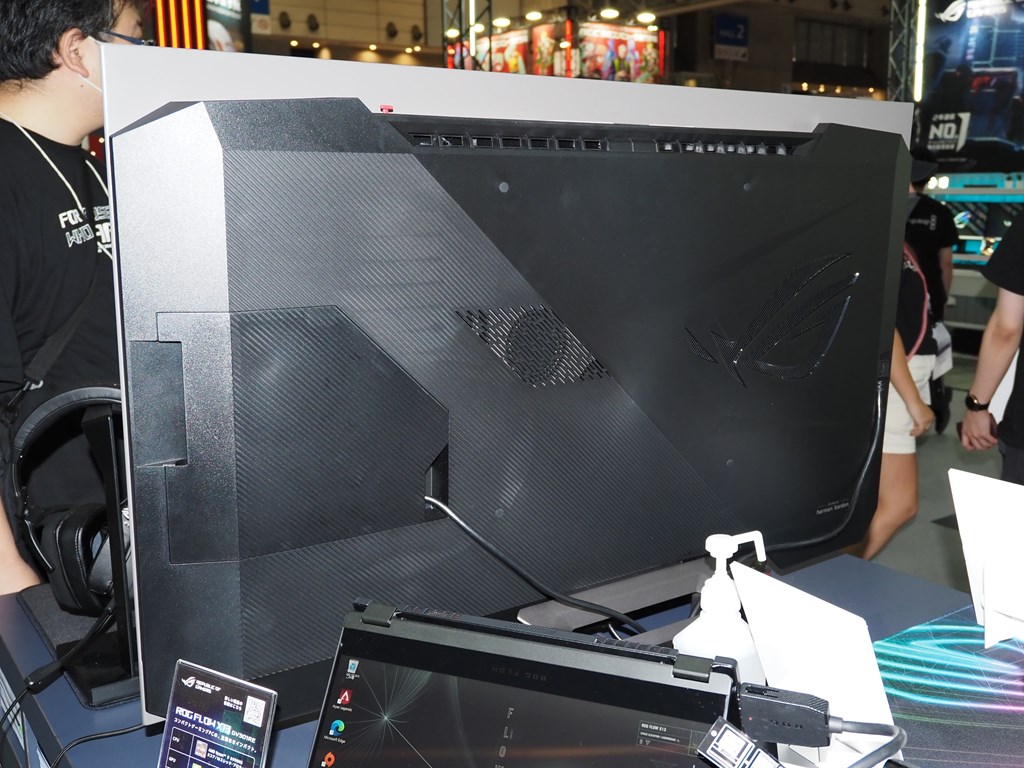 tgs2022_asus02_1024x768e