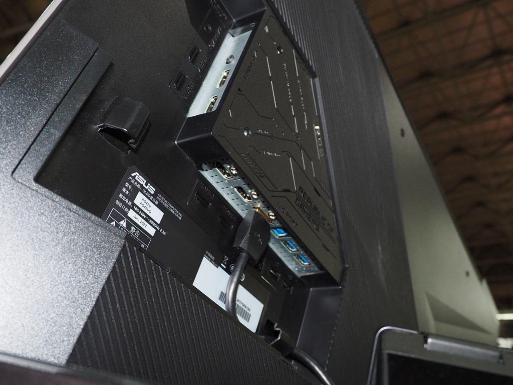tgs2022_asus02_1024x768h