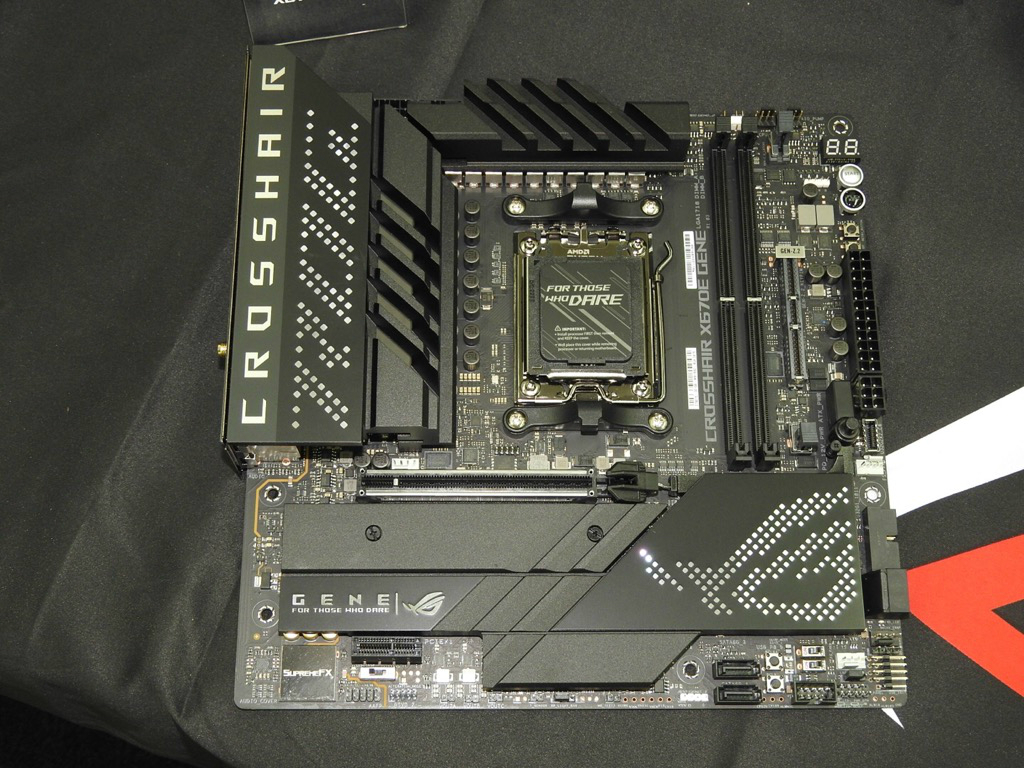 x670_rog_009_1024x768