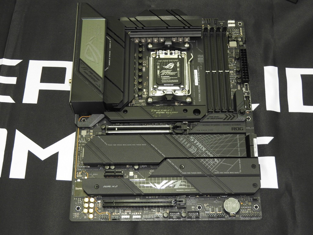 x670_rog_012_1024x768