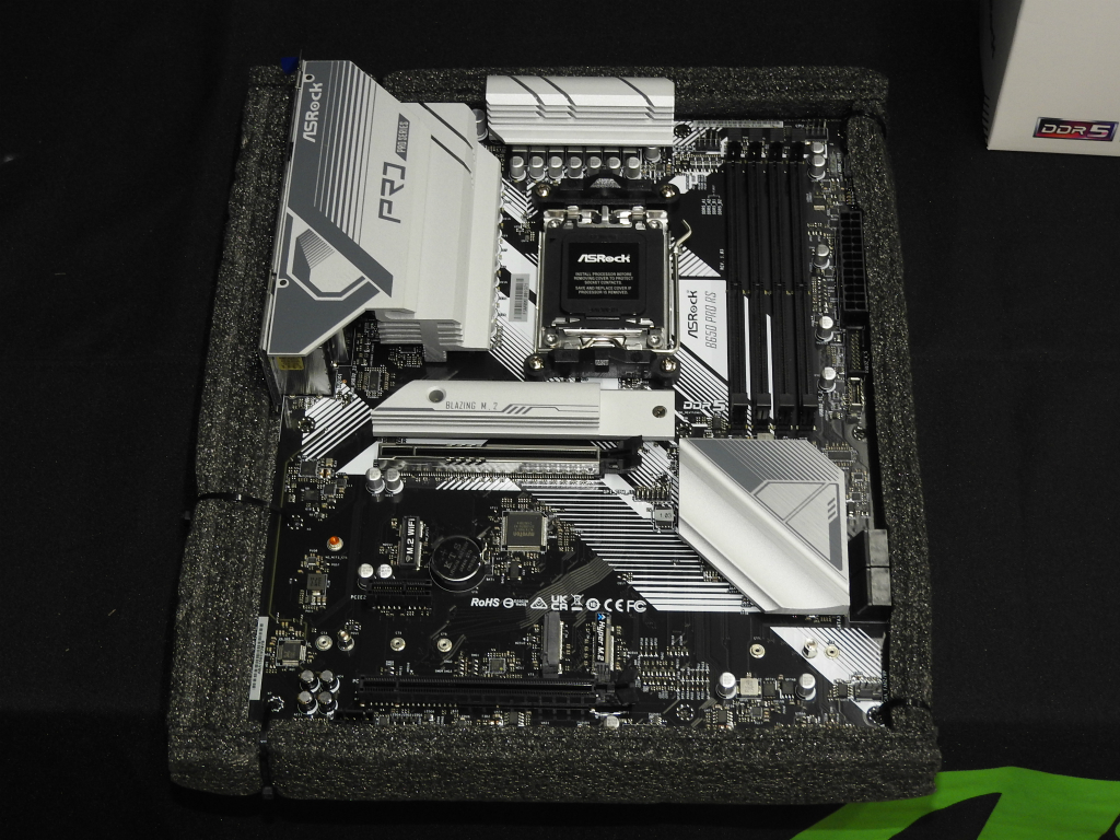 B650_as2_1024x768i