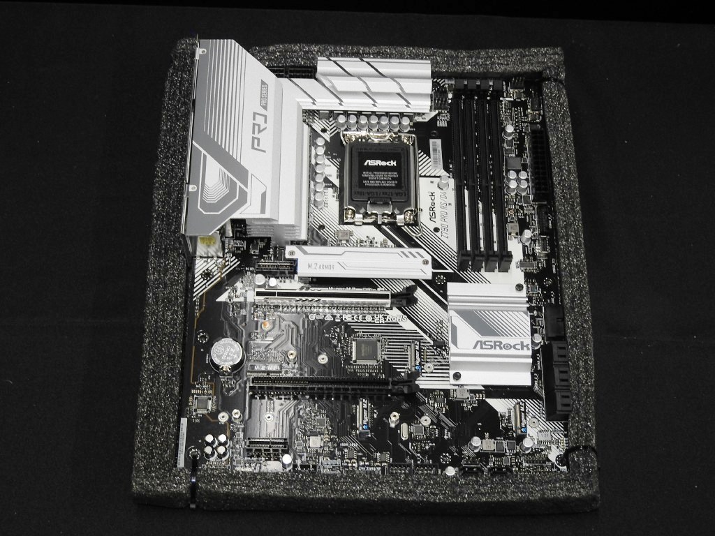 z790_asrock_208_1024x768