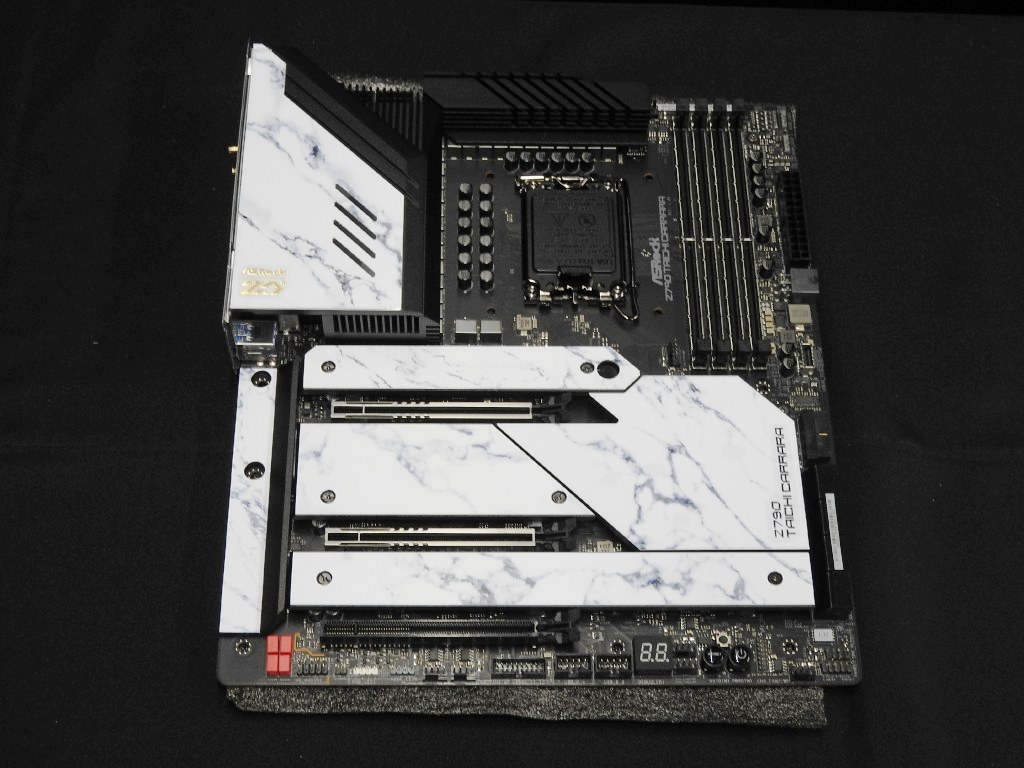 z790_asrock_304_1024x768