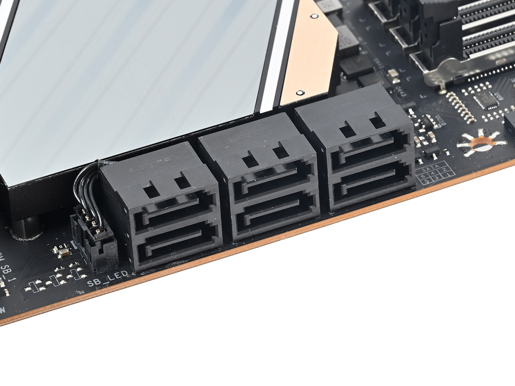 biox670e_48_1024x768
