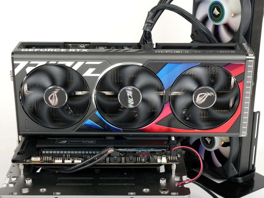 strix4090_904_1024x768