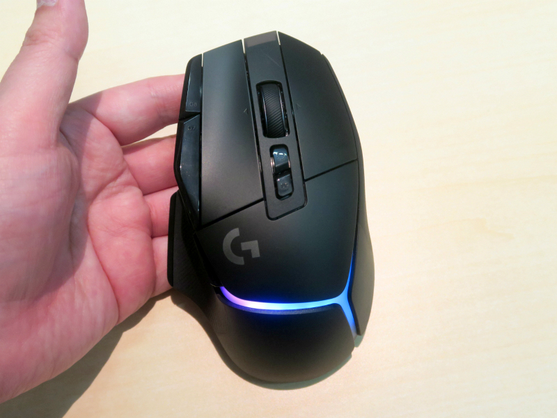 G502x_800x600f