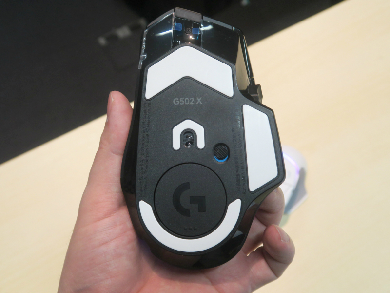 G502x_800x600g