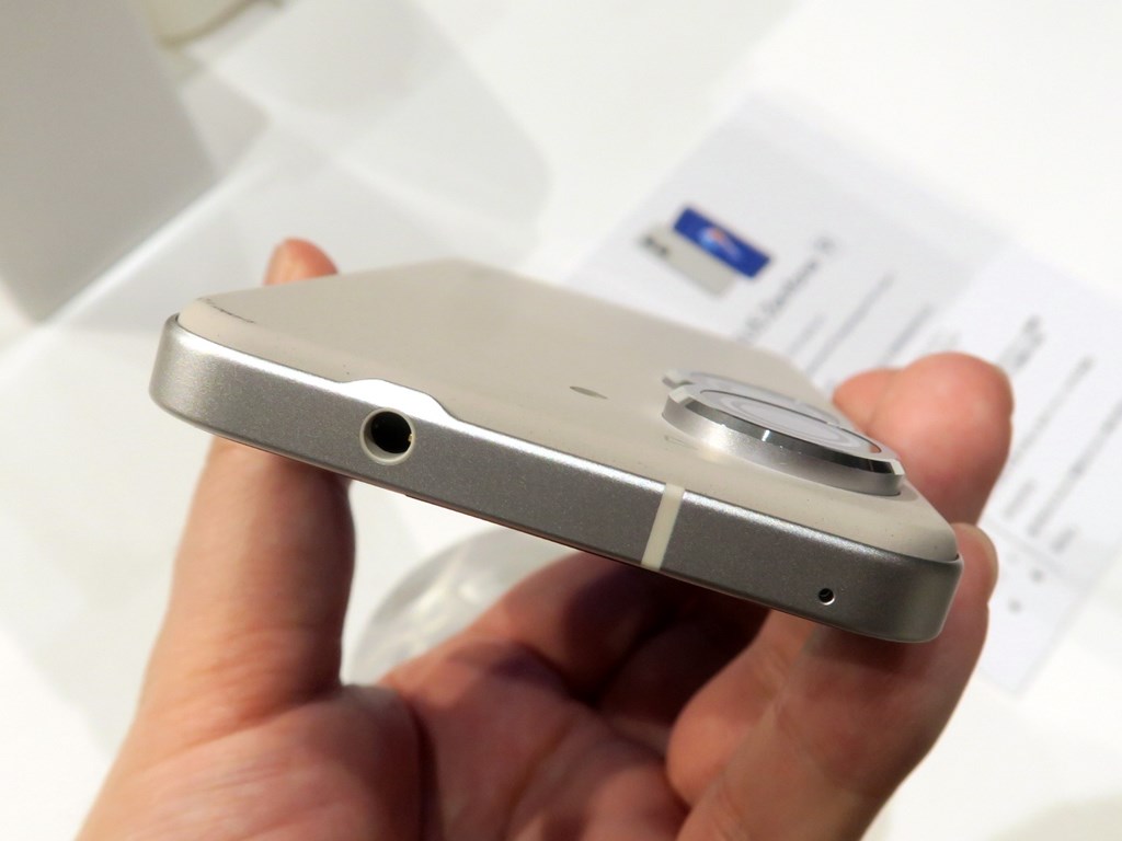 Zenfone9_12_1024x768