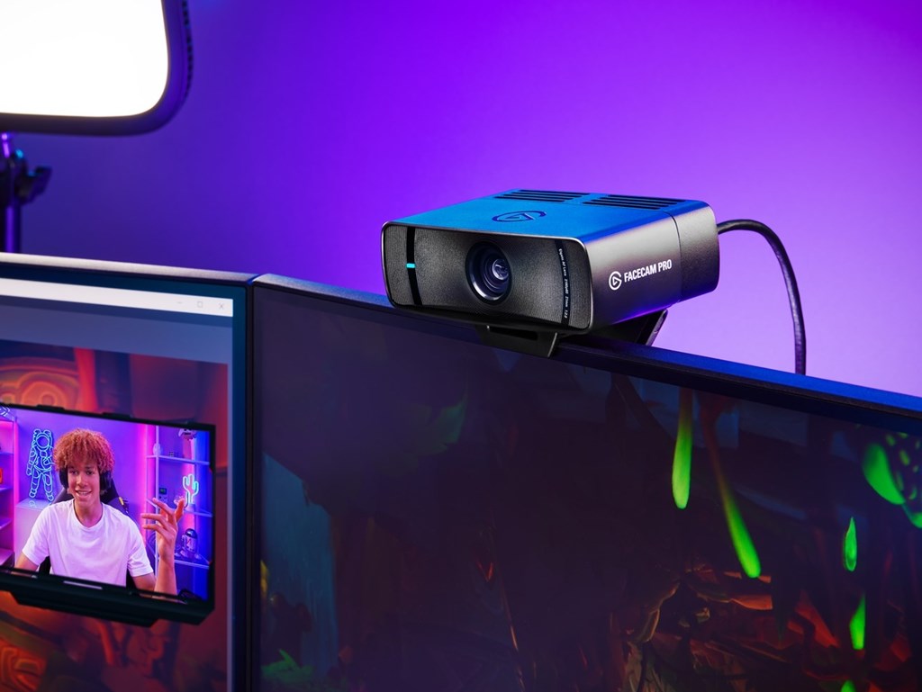 2207_Facecam Pro