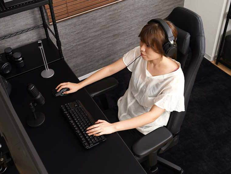 japanese_gaming_chair_1024x768c
