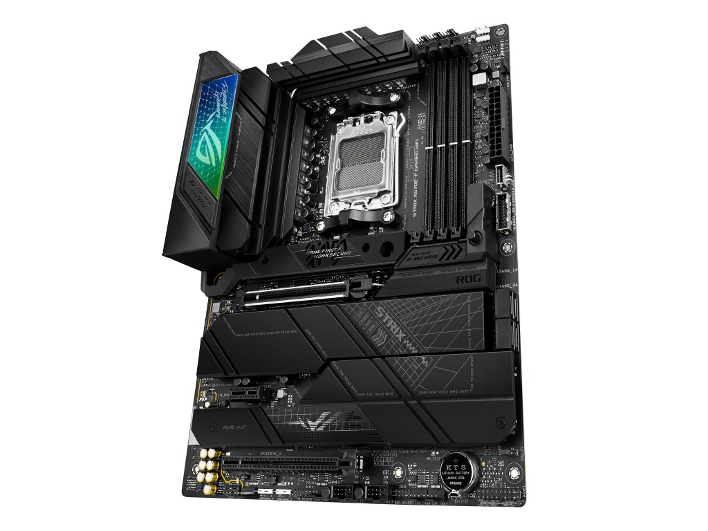 rog_strix_x670e_f_gaming_wifi_1024x768c