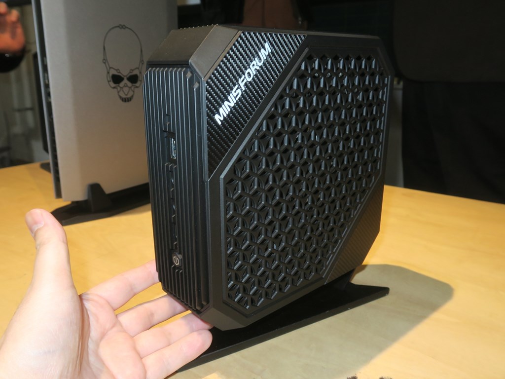 minisforum221122_1024x768c