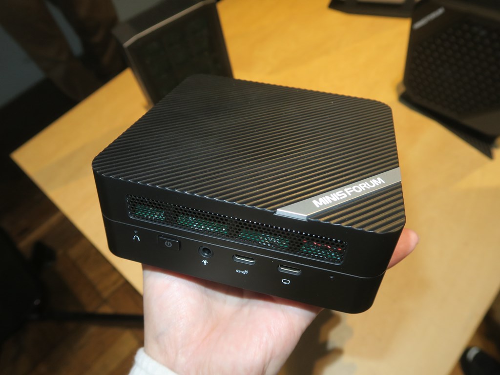 minisforum221122_1024x768p
