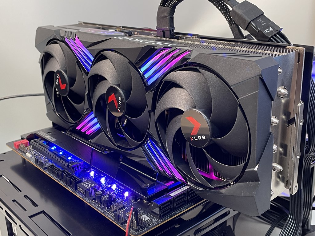 pny_rtx4080_xlr8_verto_epicx_07