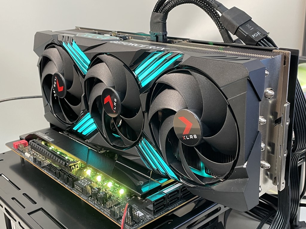 pny_rtx4080_xlr8_verto_epicx_09