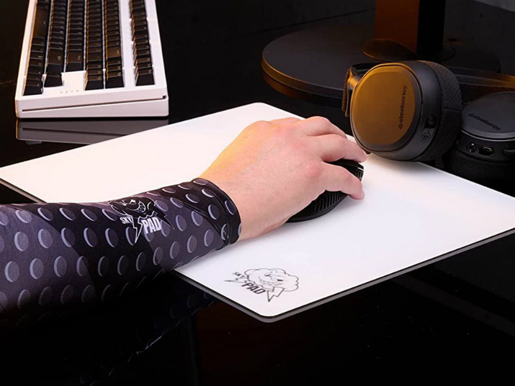 skypad_armsleeve_1024x768c