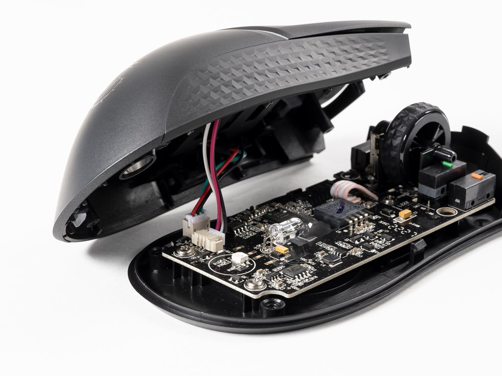 clutch_gm31_lightweight_wireless_45