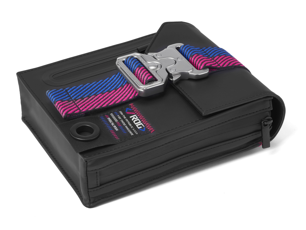 rog_slash_crossbody_bag_1024x768a