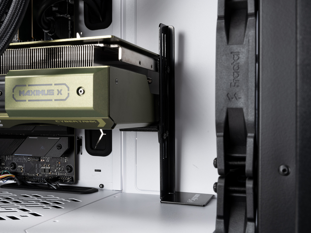 SYCOM G-Master Hydro Z790 ExtremeD5_35