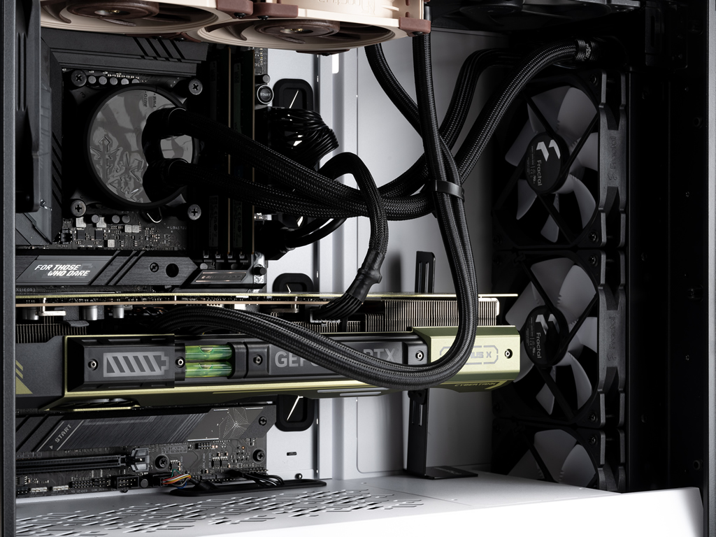 SYCOM G-Master Hydro Z790 ExtremeD5_36