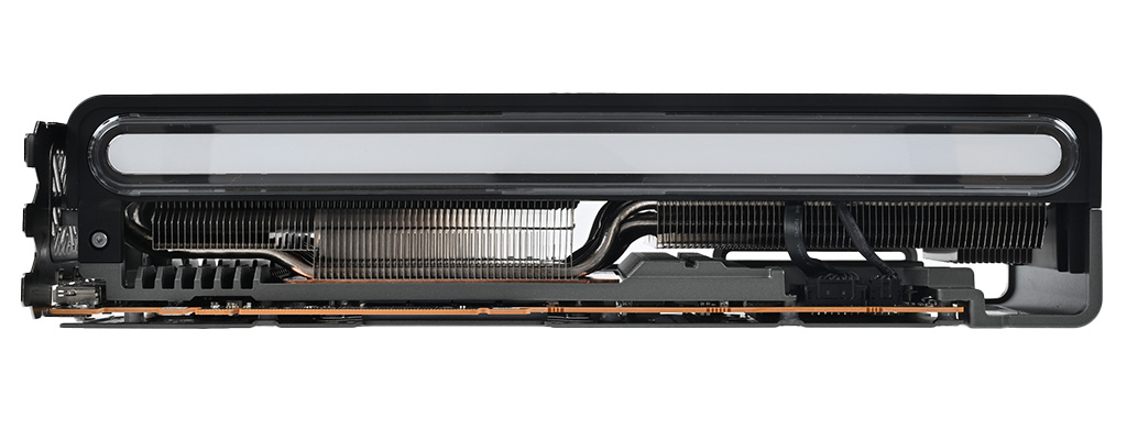sapphire_nitro_radeon_rx_7900_xtx_10