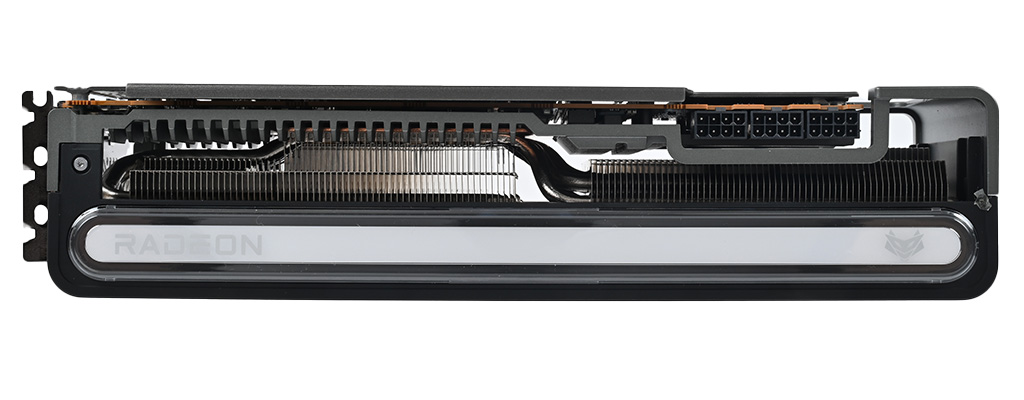 sapphire_nitro_radeon_rx_7900_xtx_11