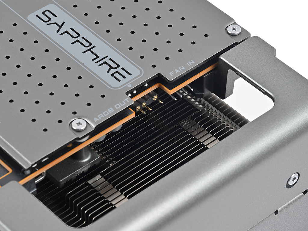 sapphire_nitro_radeon_rx_7900_xtx_20