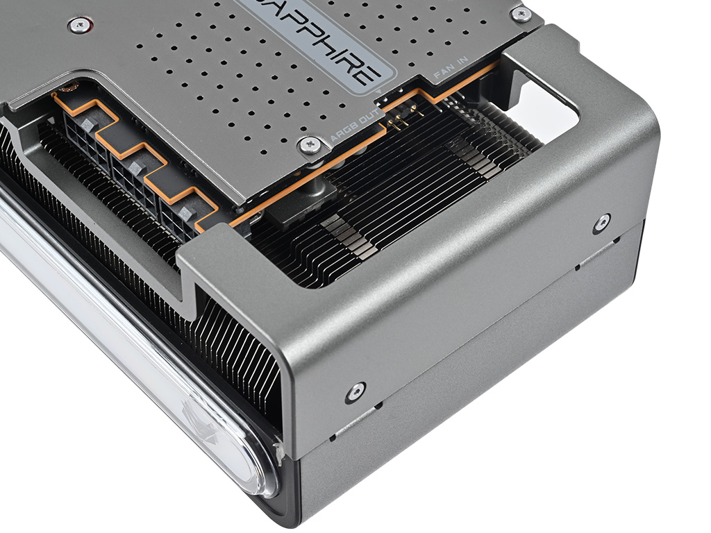 sapphire_nitro_radeon_rx_7900_xtx_21