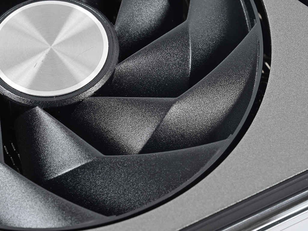 sapphire_nitro_radeon_rx_7900_xtx_25