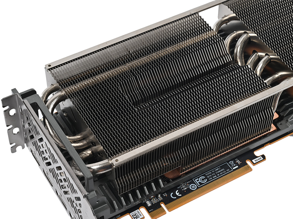 sapphire_nitro_radeon_rx_7900_xtx_41