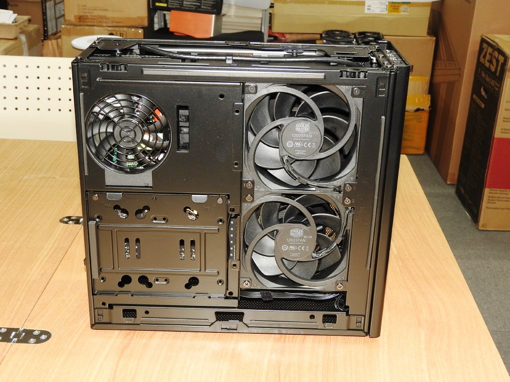 NUC_13_Extreme_akb_1024x768f