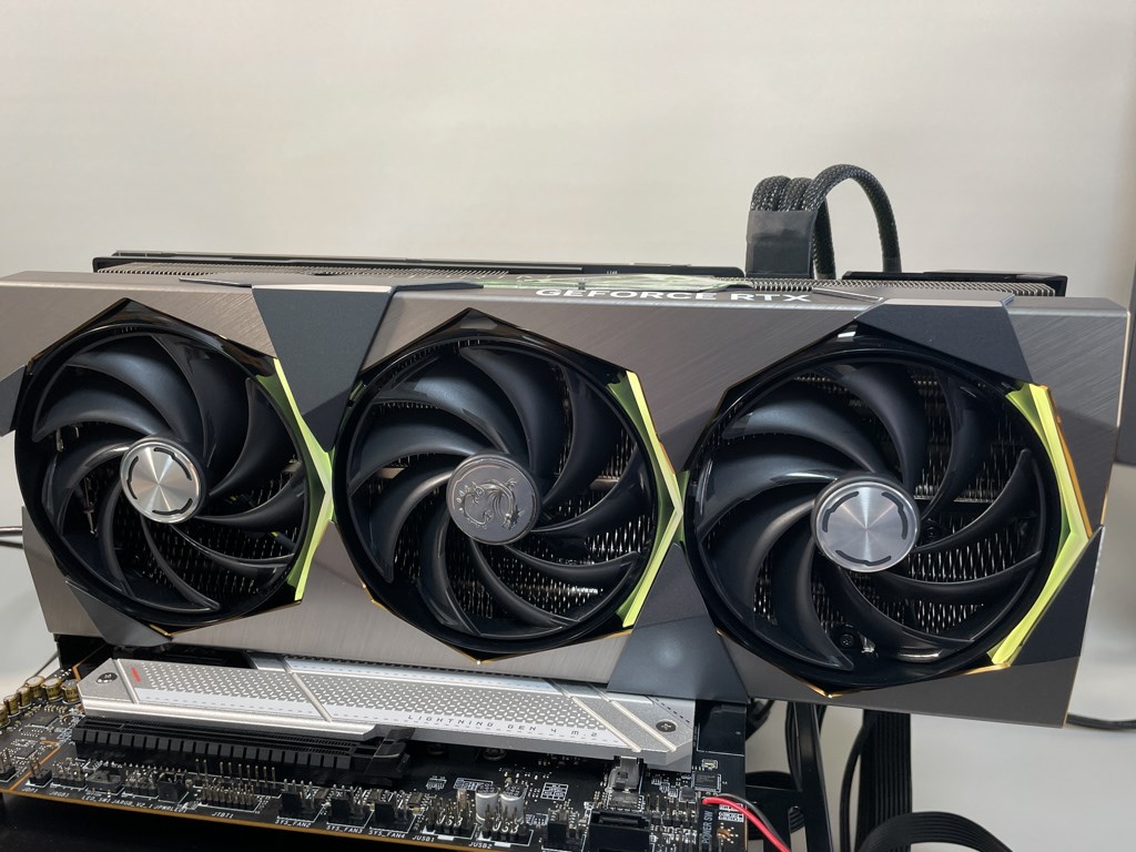 rtx_4090_16gb_suprim_x_test_09