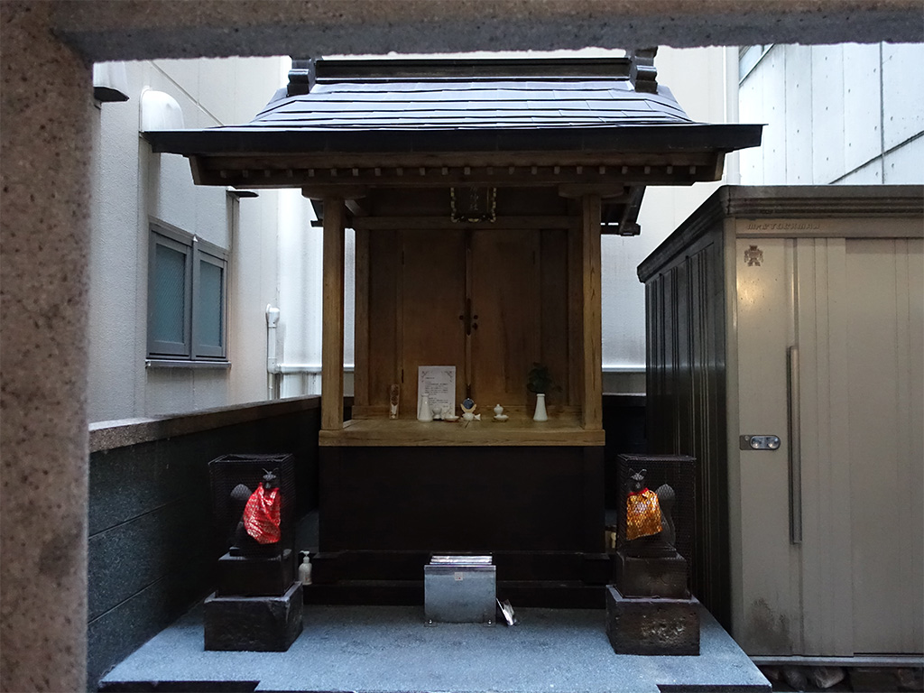 hanabusainarijinja_05