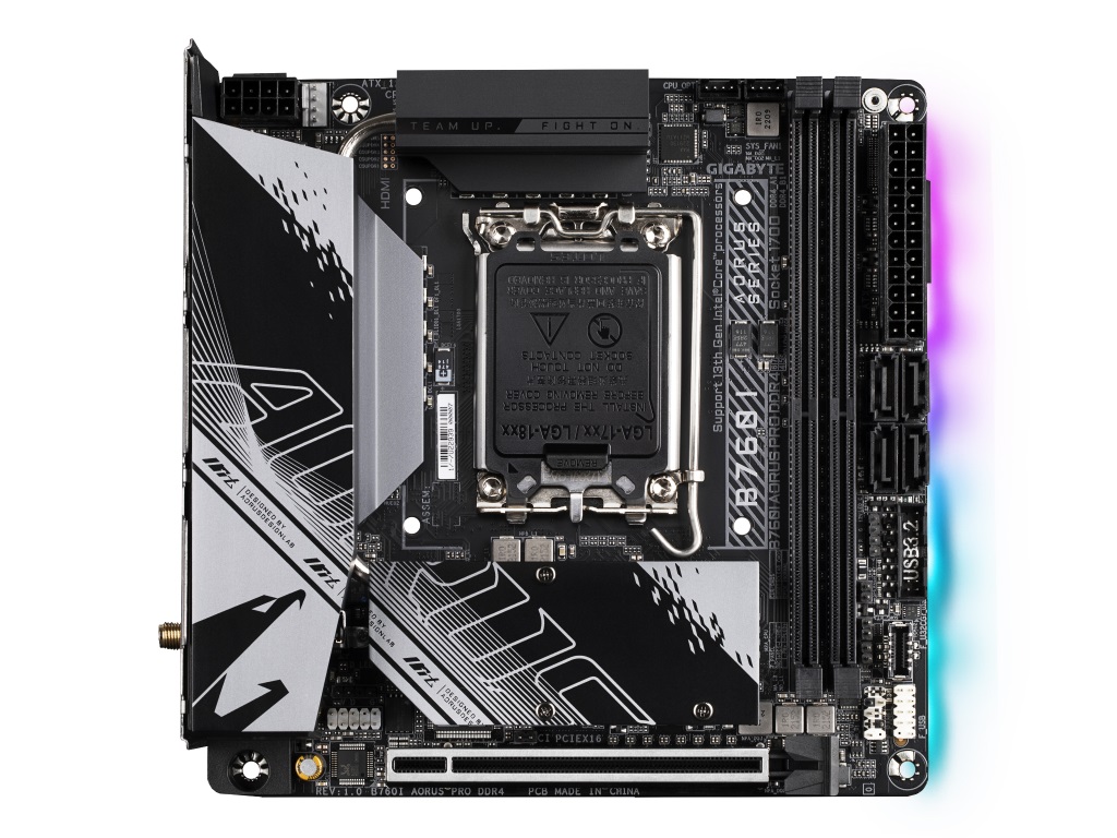 001_B760I_AORUS_PRO_DDR4_1024x768b