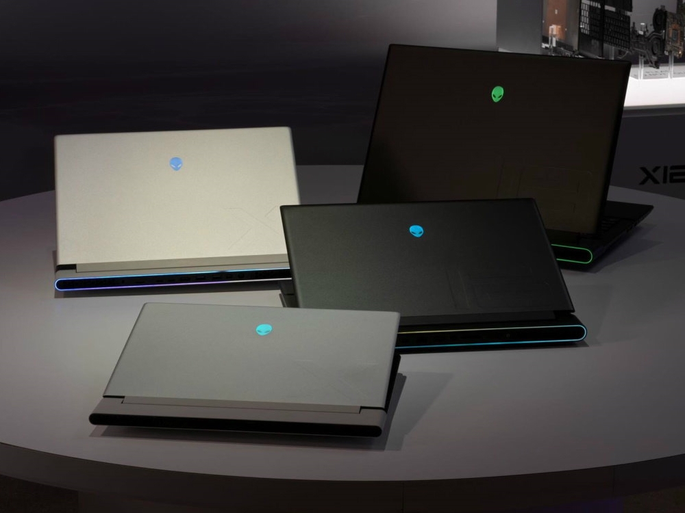 alienware_1024x768a