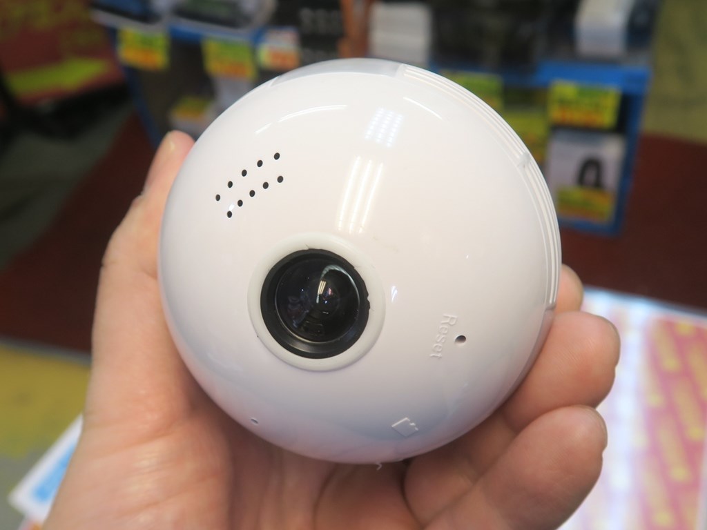 wifi_bulb_camera_1024x768e