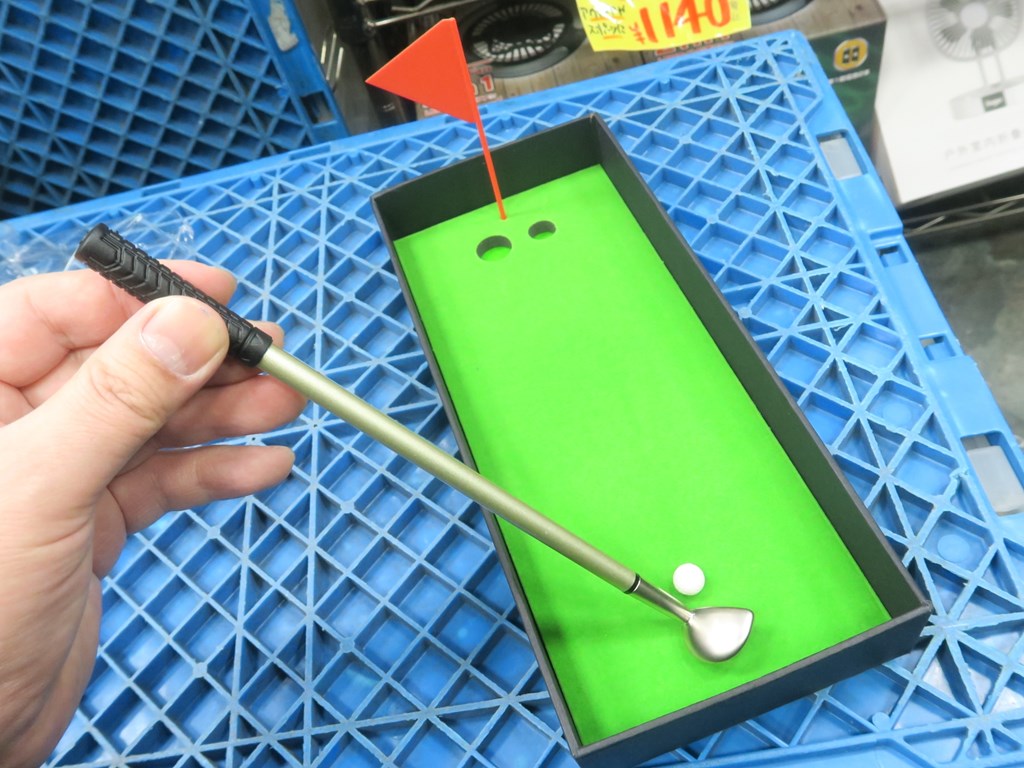 desk_golf_03