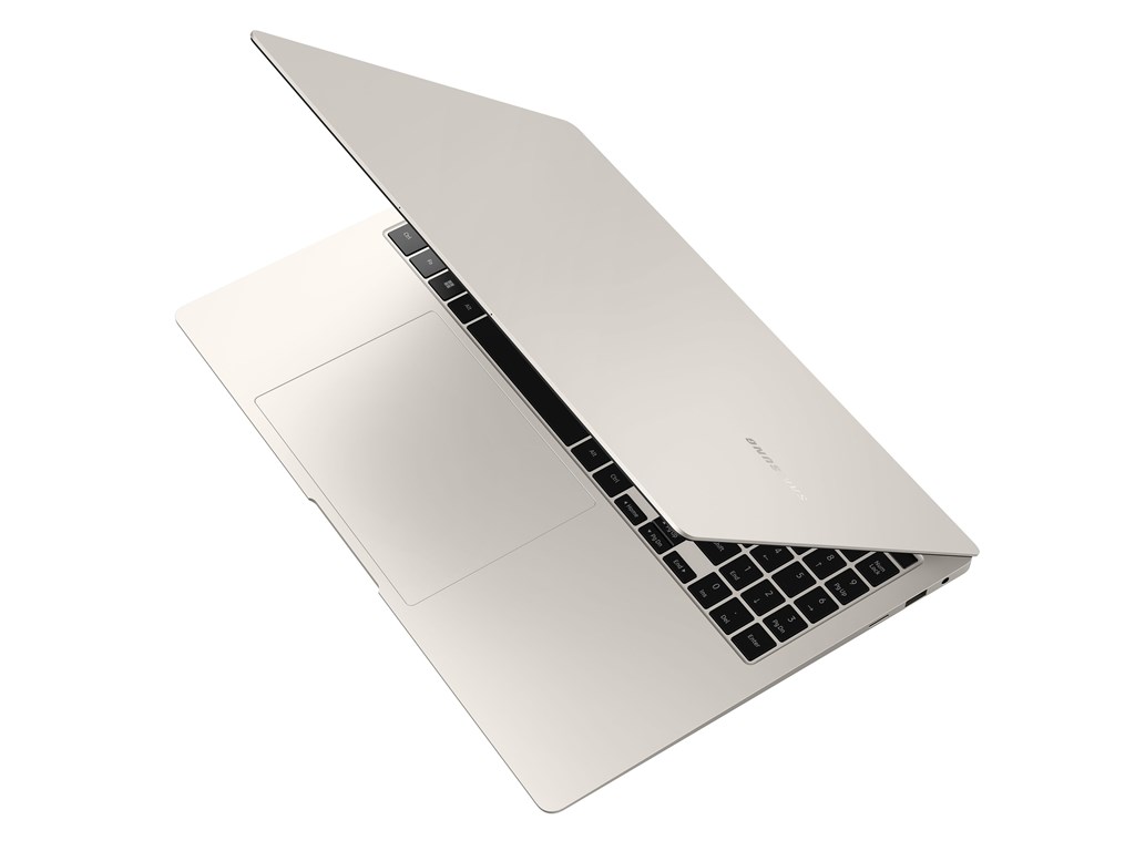 galaxy_book3_07