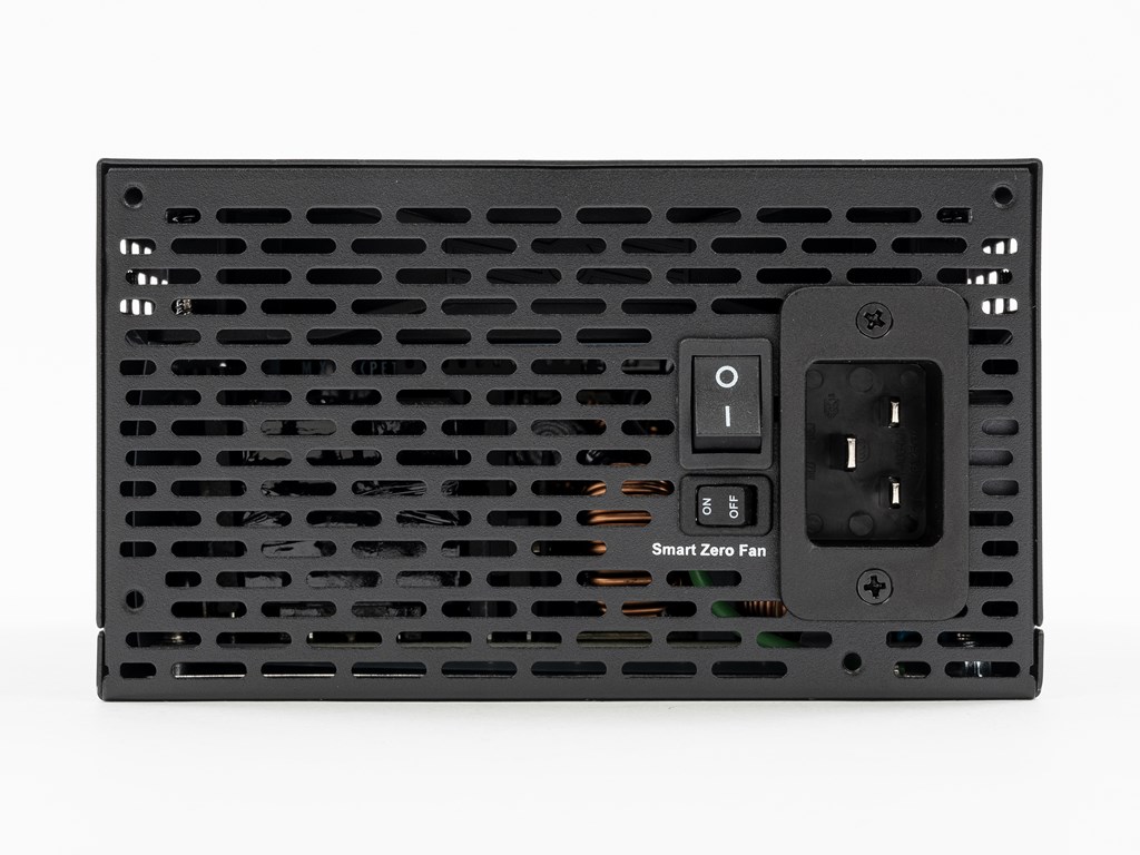 TOUGHPOWER_GF3_1350W_PCIE5_13