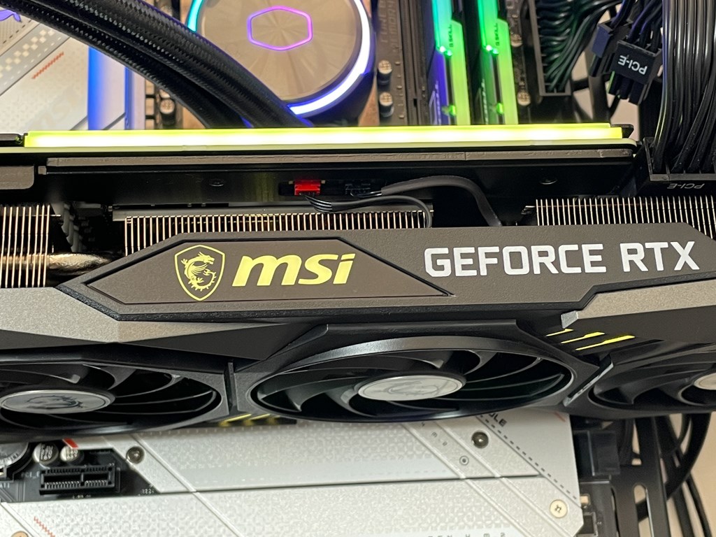 rtx3060ti_gddr6x_gaming_x_trio_11
