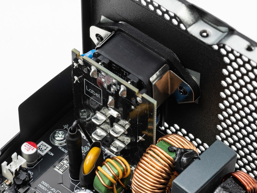 TUF_Gaming_1000W_Gold_42