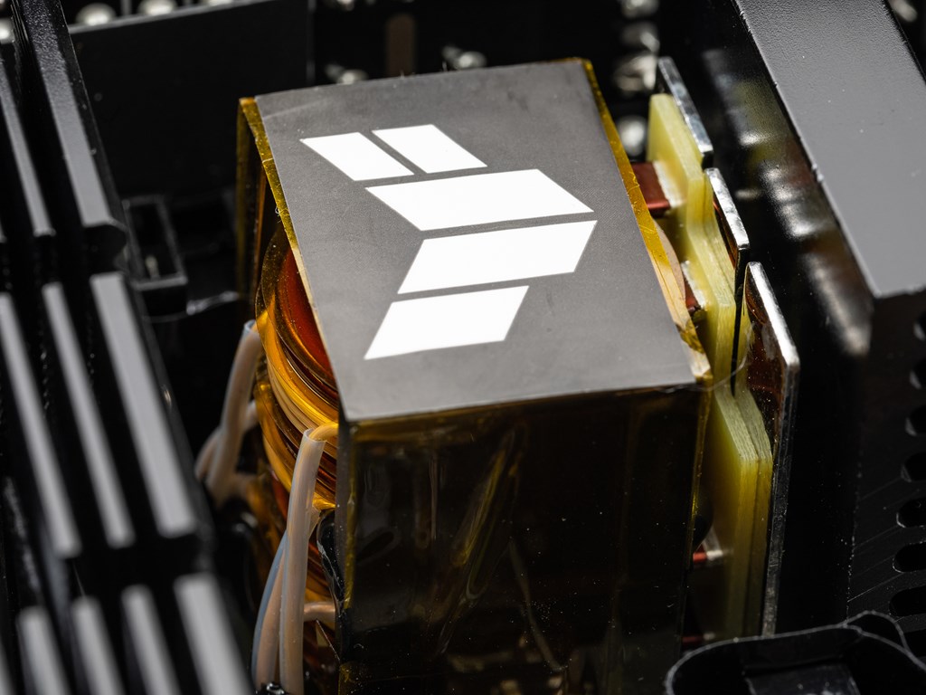 TUF_Gaming_1000W_Gold_50