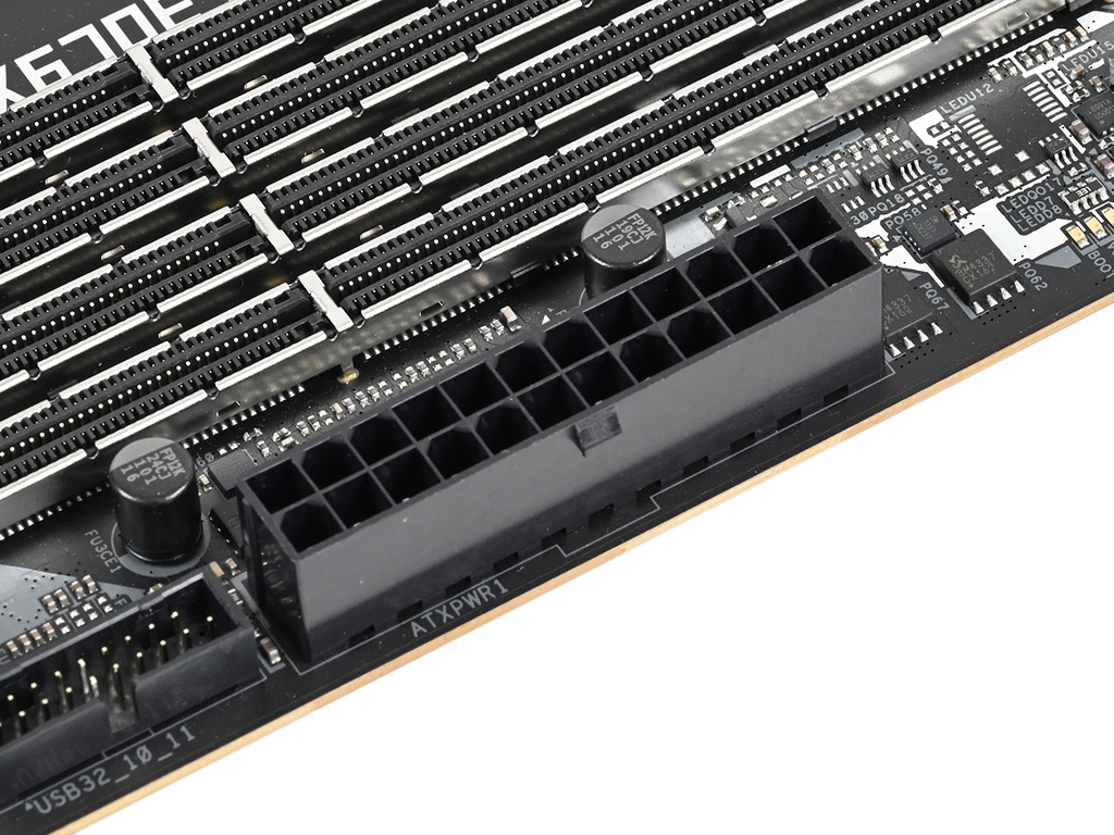 x670e_steellegend_11