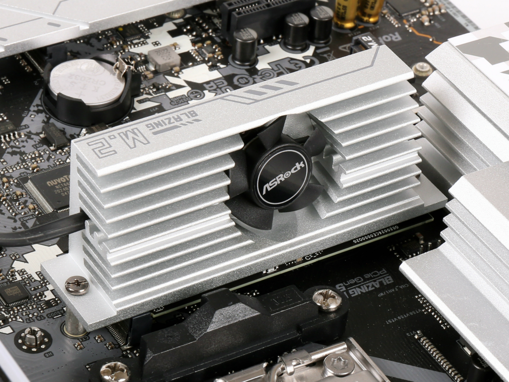 x670e_steellegend_901_1024x768