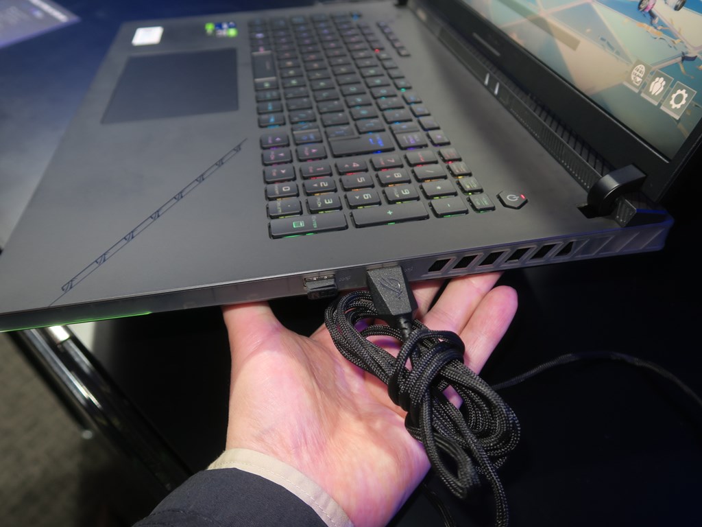 asus_rog_press230313_05