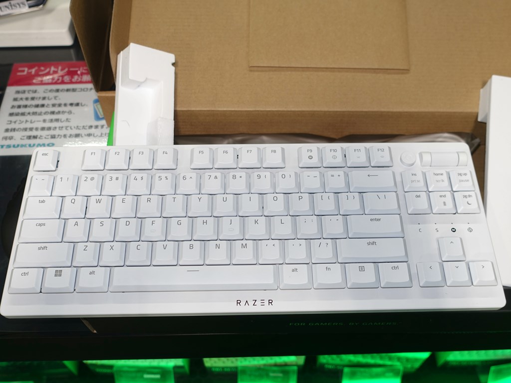 Razer_akb20230327_08