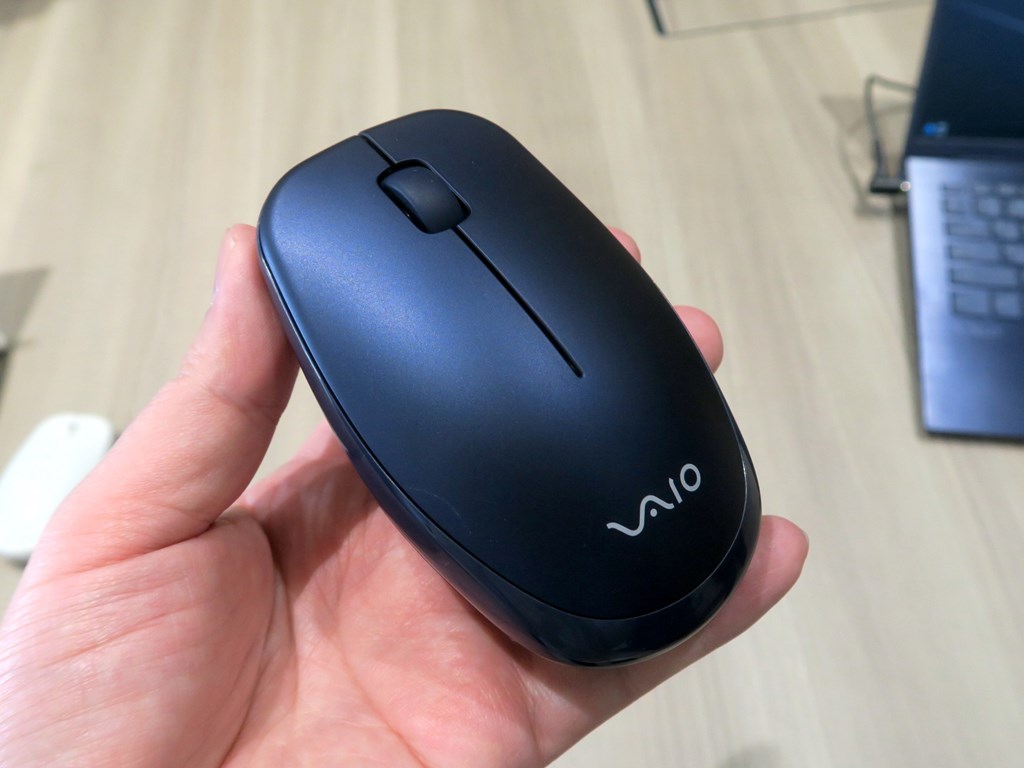 VAIO_F14_F16_14