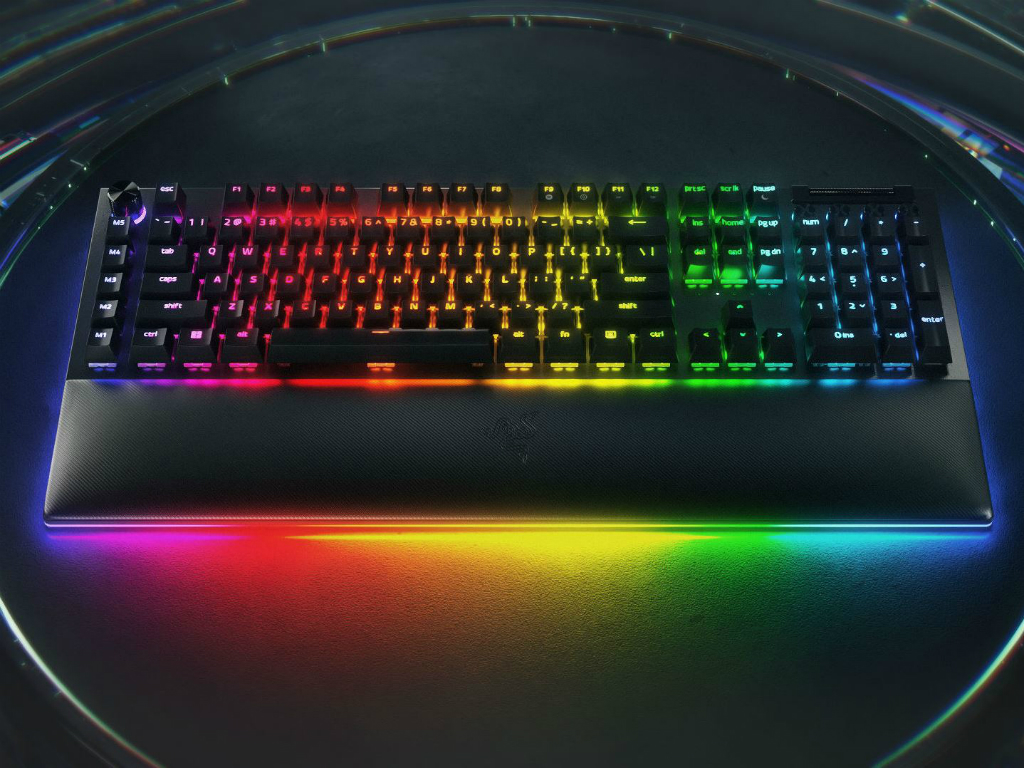 Razer_BlackWidow_V4_Pro_1024x768c